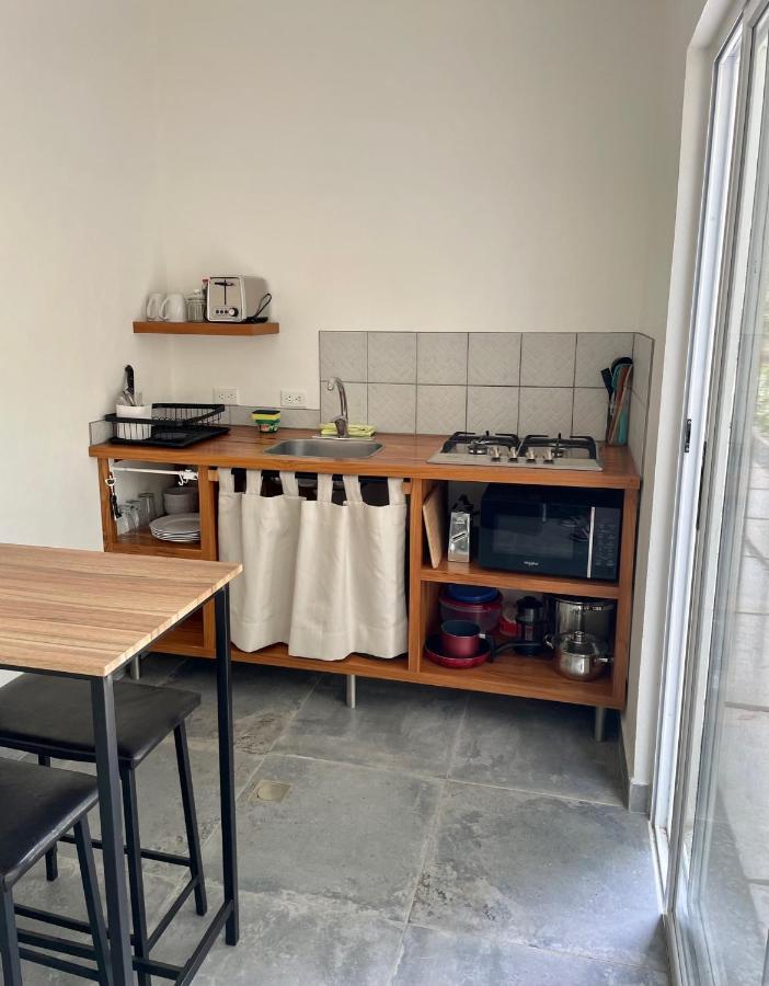 Ferienwohnung Casa Mariposa Tola Exterior foto